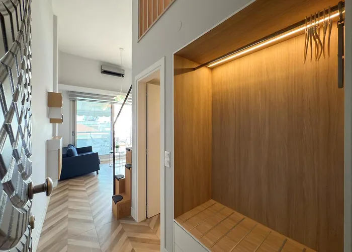 Luxury Downtown With Seaview E2 Apartment